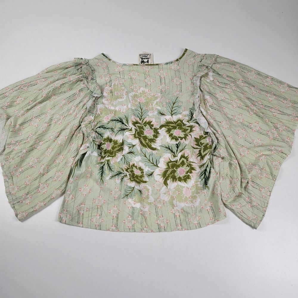 Jaase Light Green Floral V-Neck Ruffle Sleeve Top - Picture 12 of 14